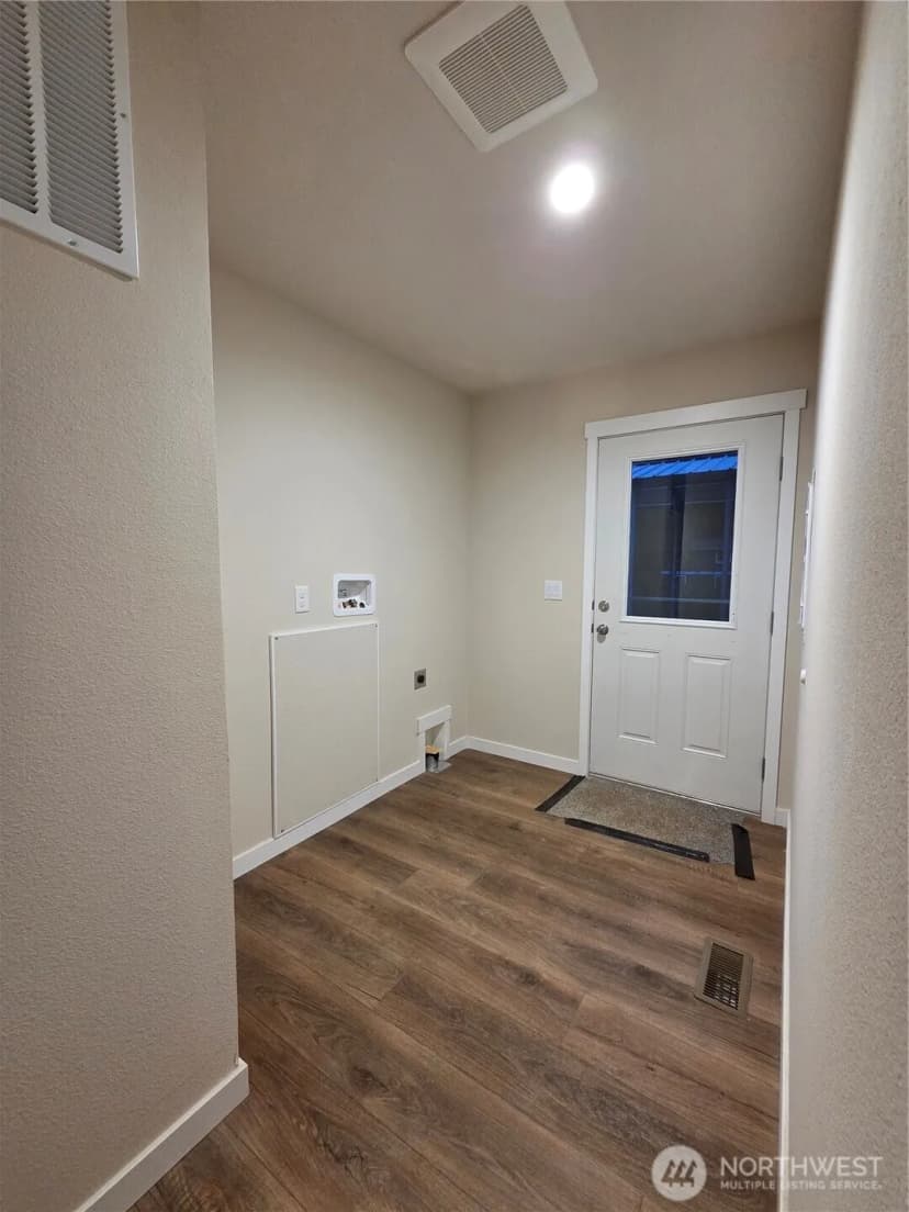 Property photo for 640 Old Belfair Hwy #b, Belfair photo 9