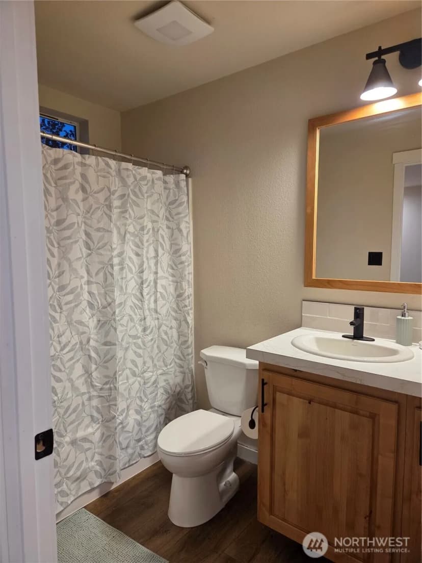 Property photo for 640 Old Belfair Hwy #b, Belfair photo 8