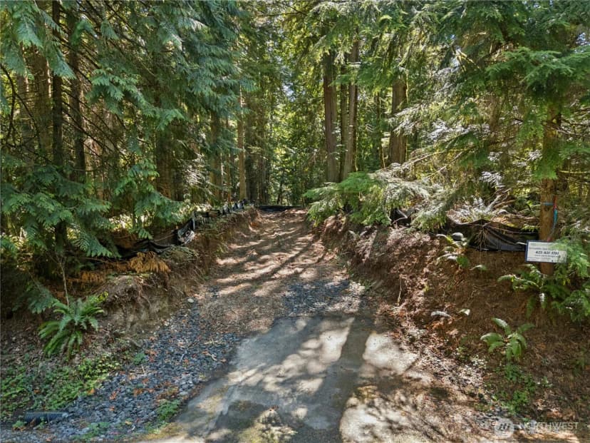 Property photo for 28505 Se 67th Street, Issaquah photo 8