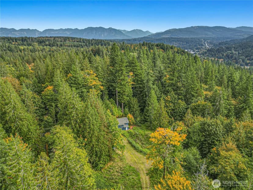 Property photo for 28505 Se 67th Street, Issaquah photo 22