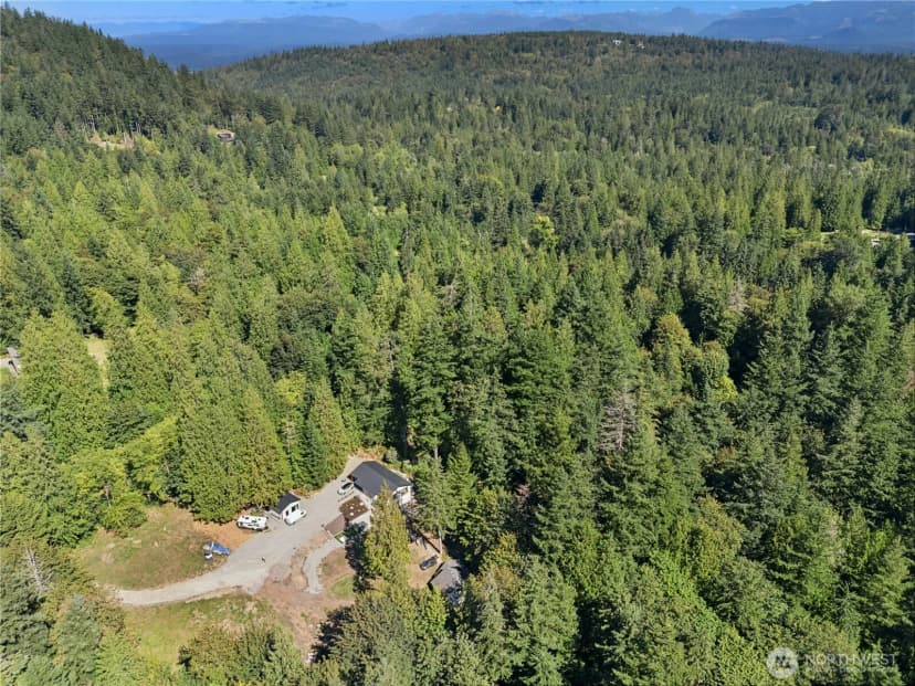 Property photo for 28505 Se 67th Street, Issaquah photo 15