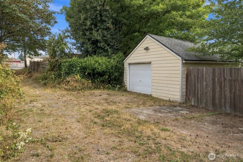 Property photo for 3810 S Asotin Street, Tacoma photo 16