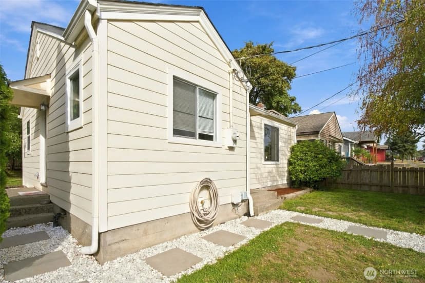 Property photo for 3810 S Asotin Street, Tacoma photo 13