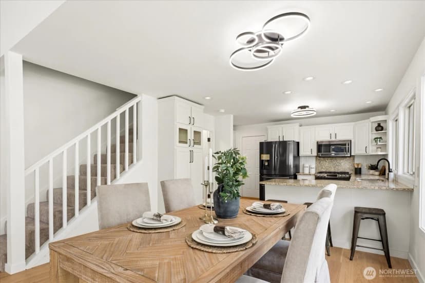 Property photo for 16018 36th Avenue Ne, Lake Forest Park photo 13