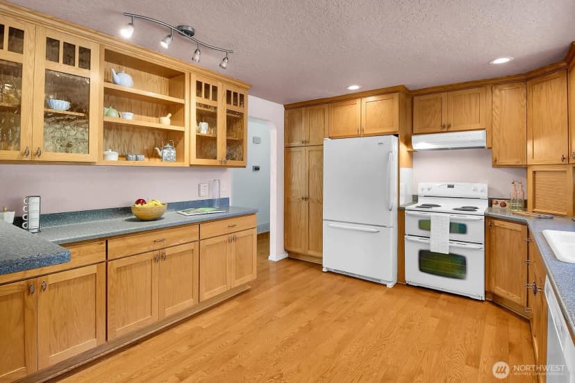 Property photo for 18021 Waverly Drive, Snohomish photo 10