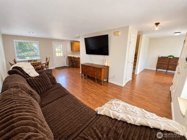 Property photo for 419 Spring Lane, Sedro Woolley photo 3