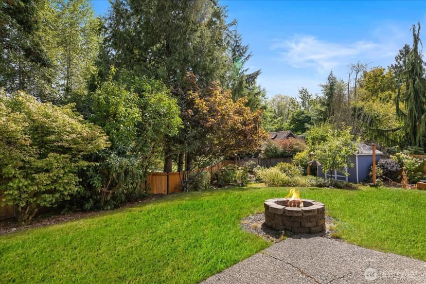 Property photo for 16721 6th Avenue Se, Bothell photo 35
