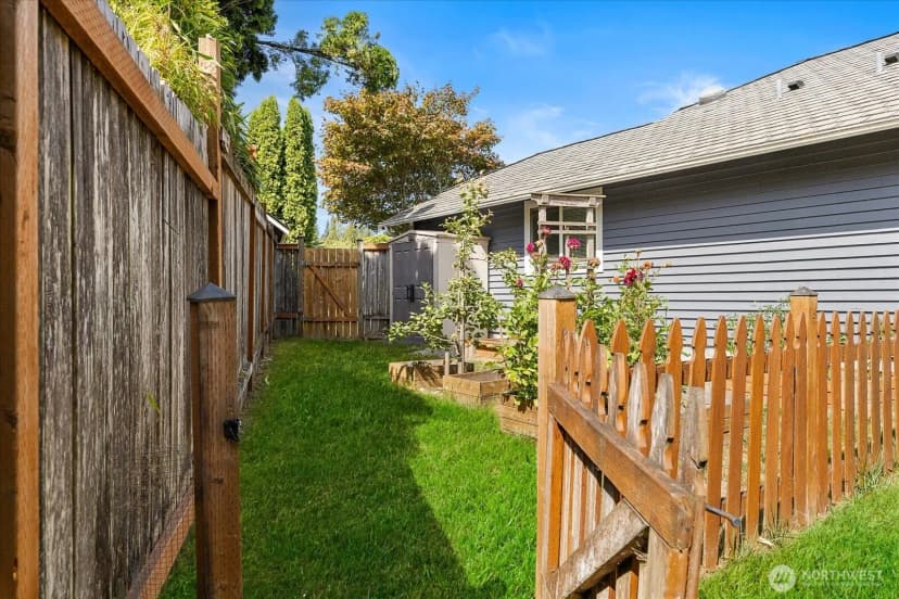 Property photo for 16721 6th Avenue Se, Bothell photo 30