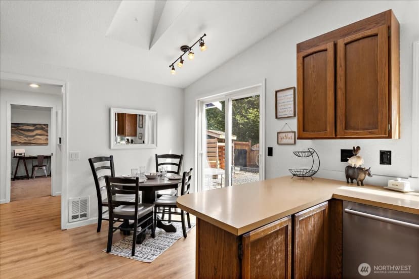 Property photo for 16721 6th Avenue Se, Bothell photo 16