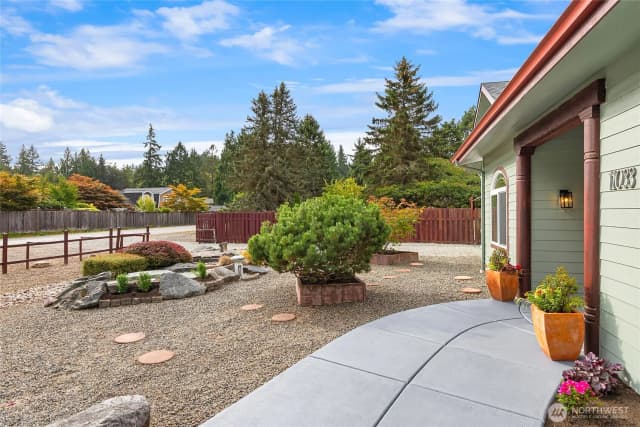 Property photo for 11033 Mandus Olson Road Ne, Bainbridge Island photo 5
