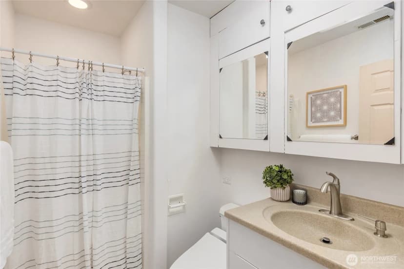 Property photo for 11033 Mandus Olson Road Ne, Bainbridge Island photo 32