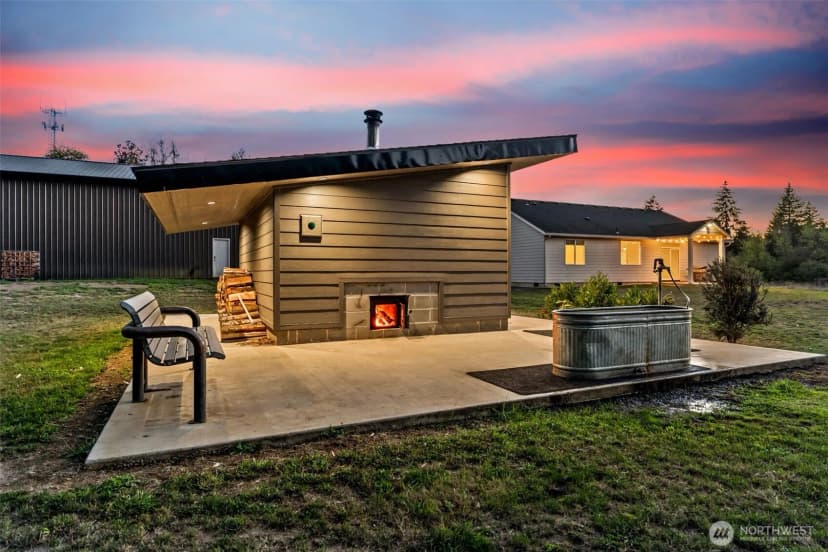 Property photo for 560 Park Road, Winlock photo 32
