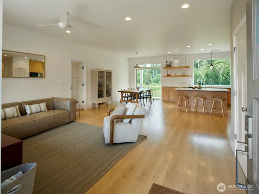 Property photo for 560 Park Road, Winlock photo 6