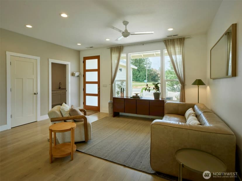 Property photo for 560 Park Road, Winlock photo 8