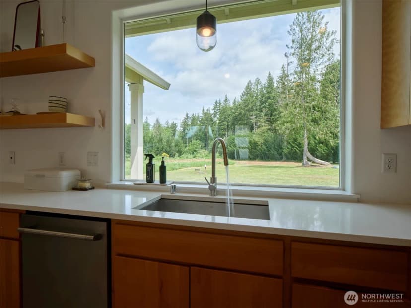 Property photo for 560 Park Road, Winlock photo 11