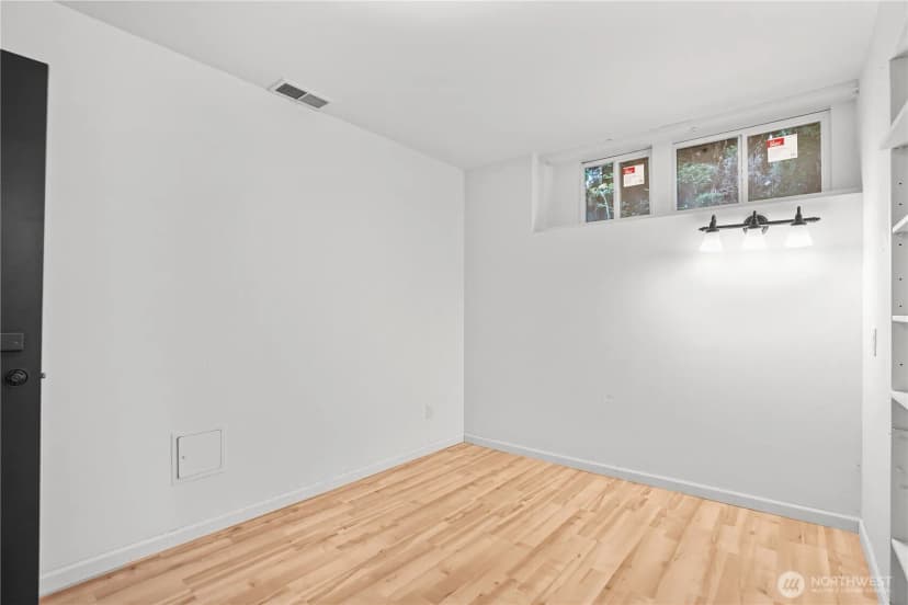 Property photo for 3240 90th Place Se, Mercer Island photo 31