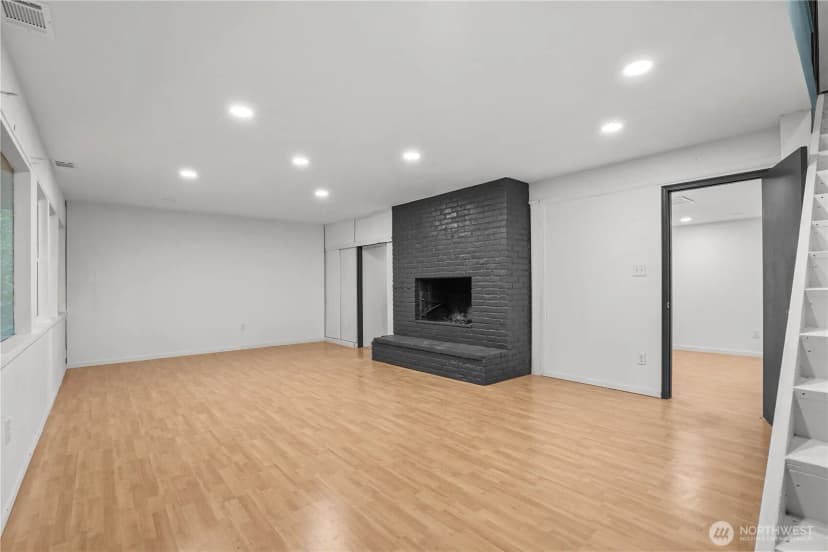 Property photo for 3240 90th Place Se, Mercer Island photo 25