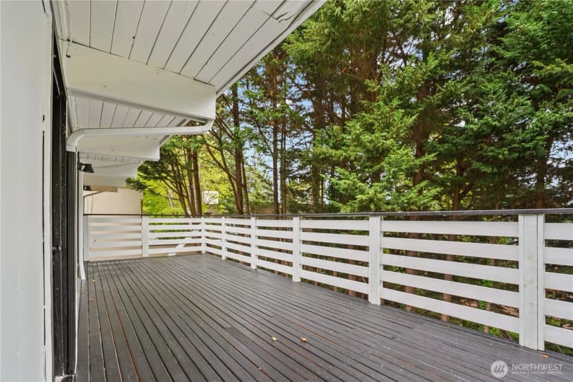 Property photo for 3240 90th Place Se, Mercer Island photo 5