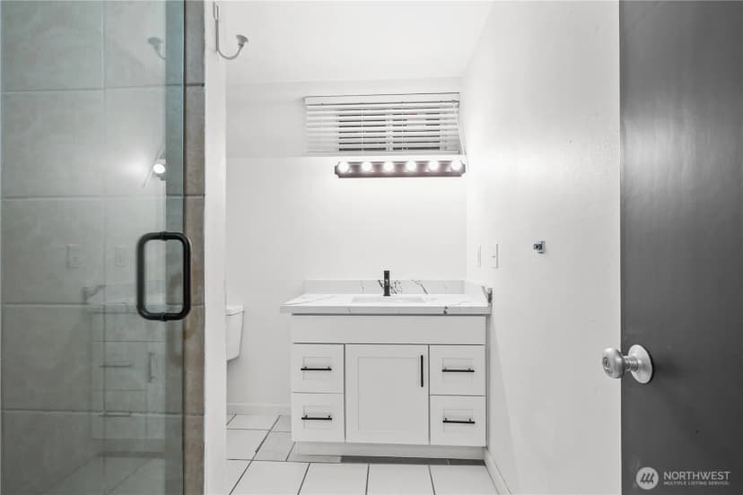 Property photo for 3240 90th Place Se, Mercer Island photo 26