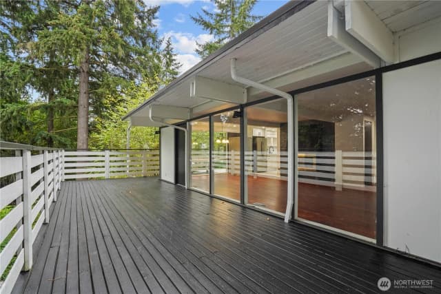 Property photo for 3240 90th Place Se, Mercer Island photo 3