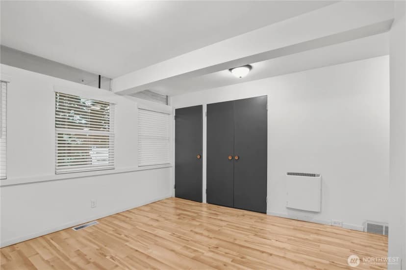 Property photo for 3240 90th Place Se, Mercer Island photo 15