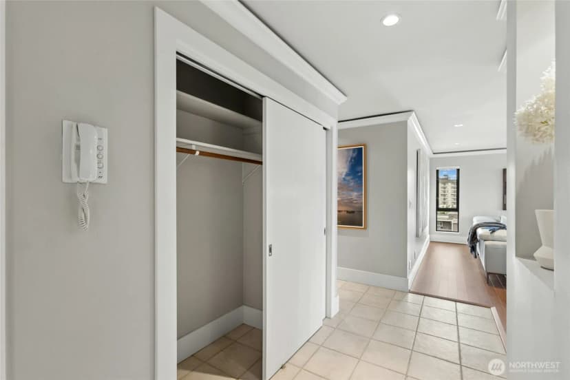 Property photo for 320 Melrose Avenue E #704, Seattle photo 20