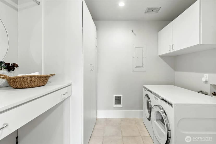 Property photo for 320 Melrose Avenue E #704, Seattle photo 19