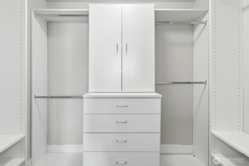 Property photo for 320 Melrose Avenue E #704, Seattle photo 13