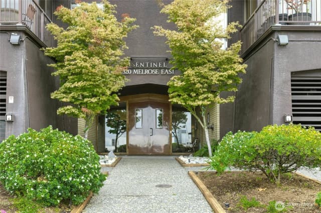 Property photo for 320 Melrose Avenue E #704, Seattle photo 5