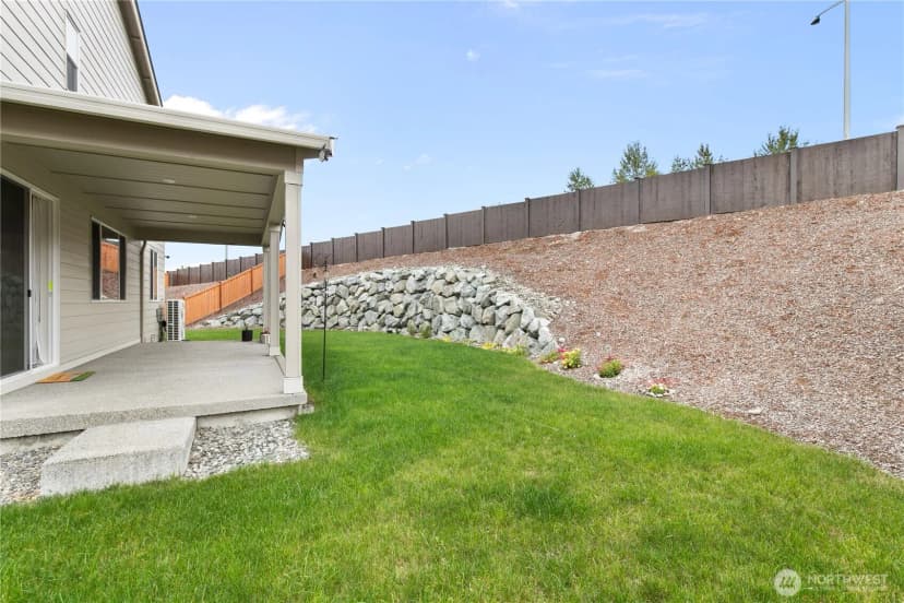 Property photo for 18624 134th Avenue E, Puyallup photo 31