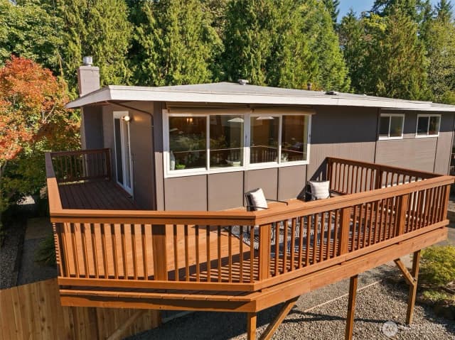 Property photo for 7430 143rd Avenue Ne, Redmond photo 4