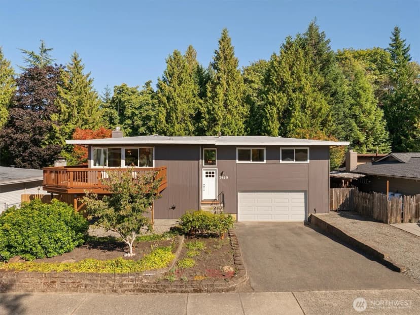Property photo for 7430 143rd Avenue Ne, Redmond photo 2