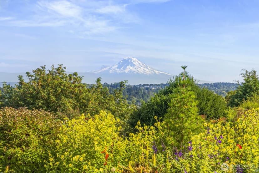 Property photo for 3006 36th Avenue Sw, Seattle photo 18