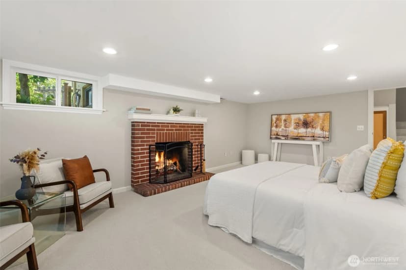 Property photo for 3006 36th Avenue Sw, Seattle photo 26