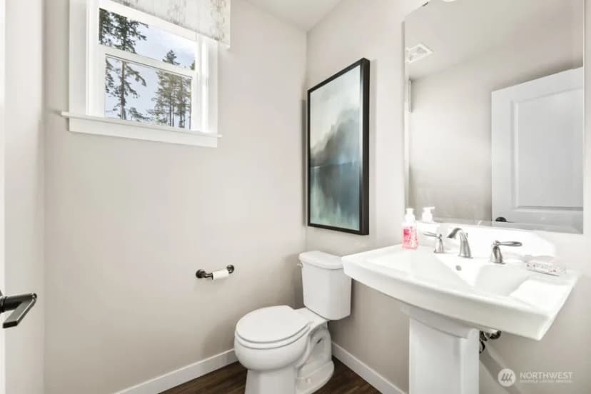 Property photo for 3918 Flat Top Drive, Bremerton photo 5