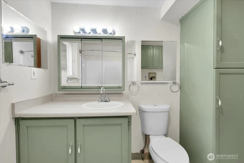 Property photo for 1621 113th Street S, Tacoma photo 12