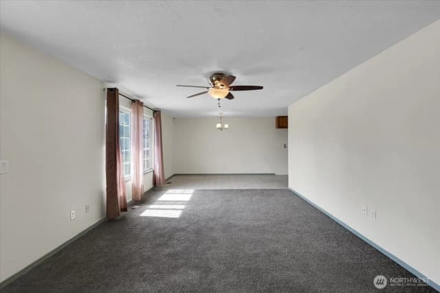 Property photo for 1621 113th Street S, Tacoma photo 3