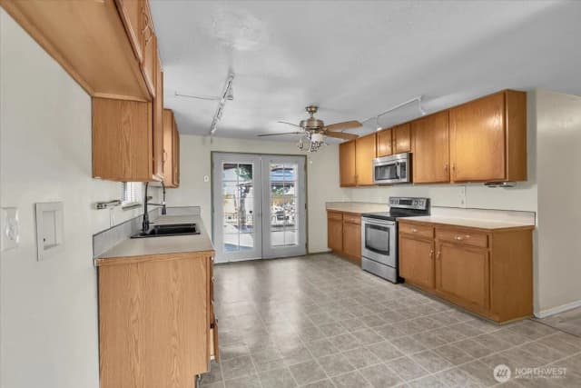 Property photo for 1621 113th Street S, Tacoma photo 5