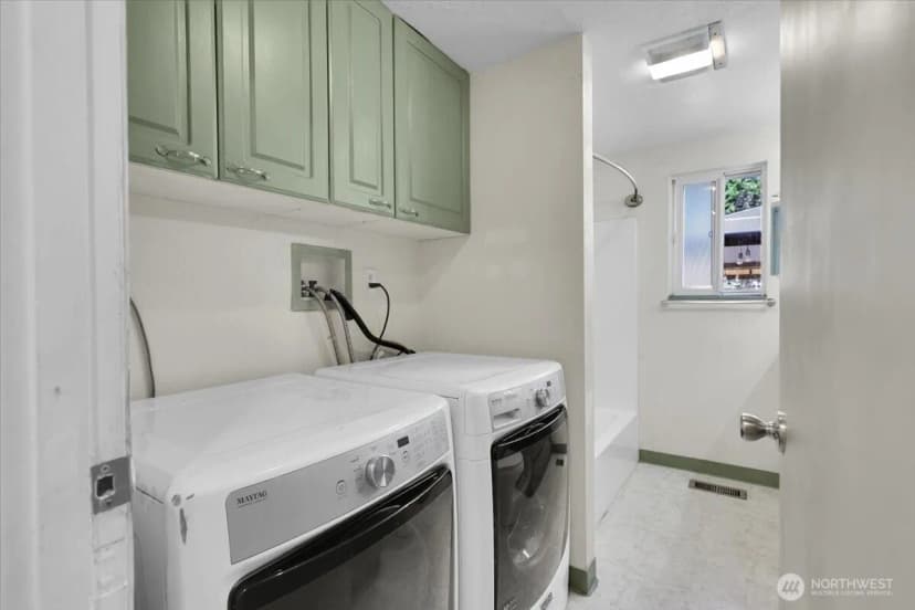 Property photo for 1621 113th Street S, Tacoma photo 13