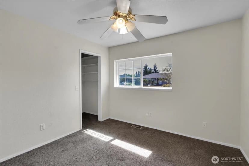 Property photo for 1621 113th Street S, Tacoma photo 16