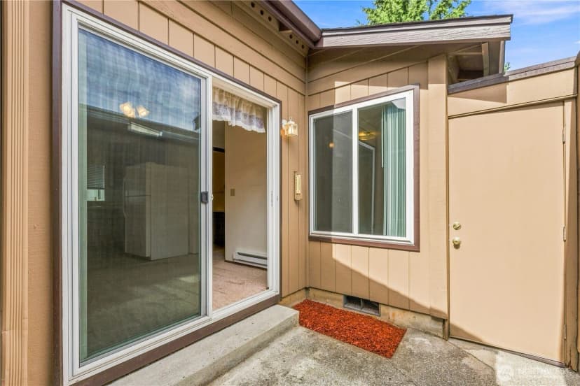 Property photo for 10114 52nd Drive Ne, Marysville photo 13