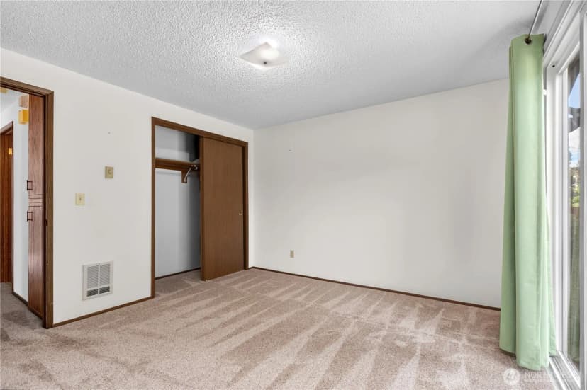 Property photo for 10114 52nd Drive Ne, Marysville photo 16