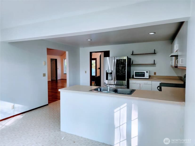 Property photo for 8542 Battle Point Drive Ne, Bainbridge Island photo 7