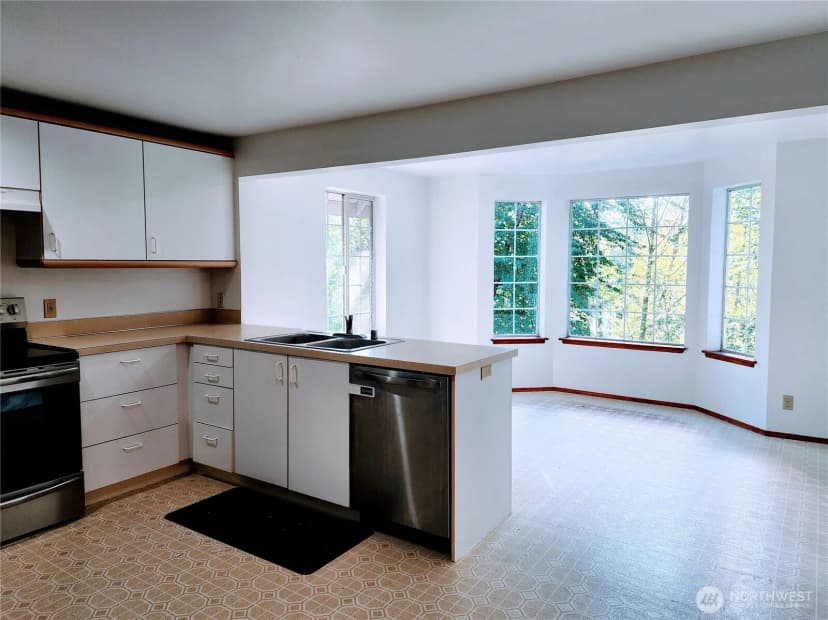 Property photo for 8542 Battle Point Drive Ne, Bainbridge Island photo 6