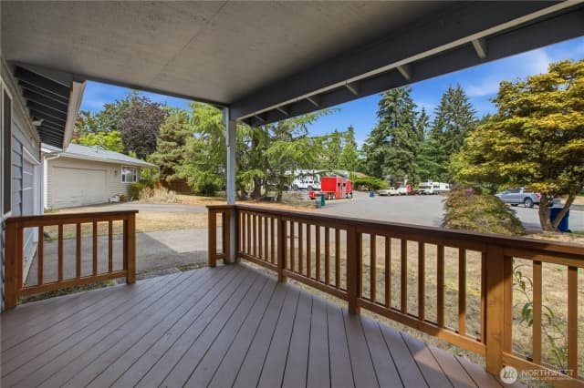 Property photo for 32321 111th Place Se, Auburn photo 4