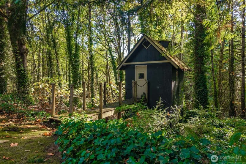 Property photo for 8051 Ne Paulanna Lane, Bainbridge Island photo 7