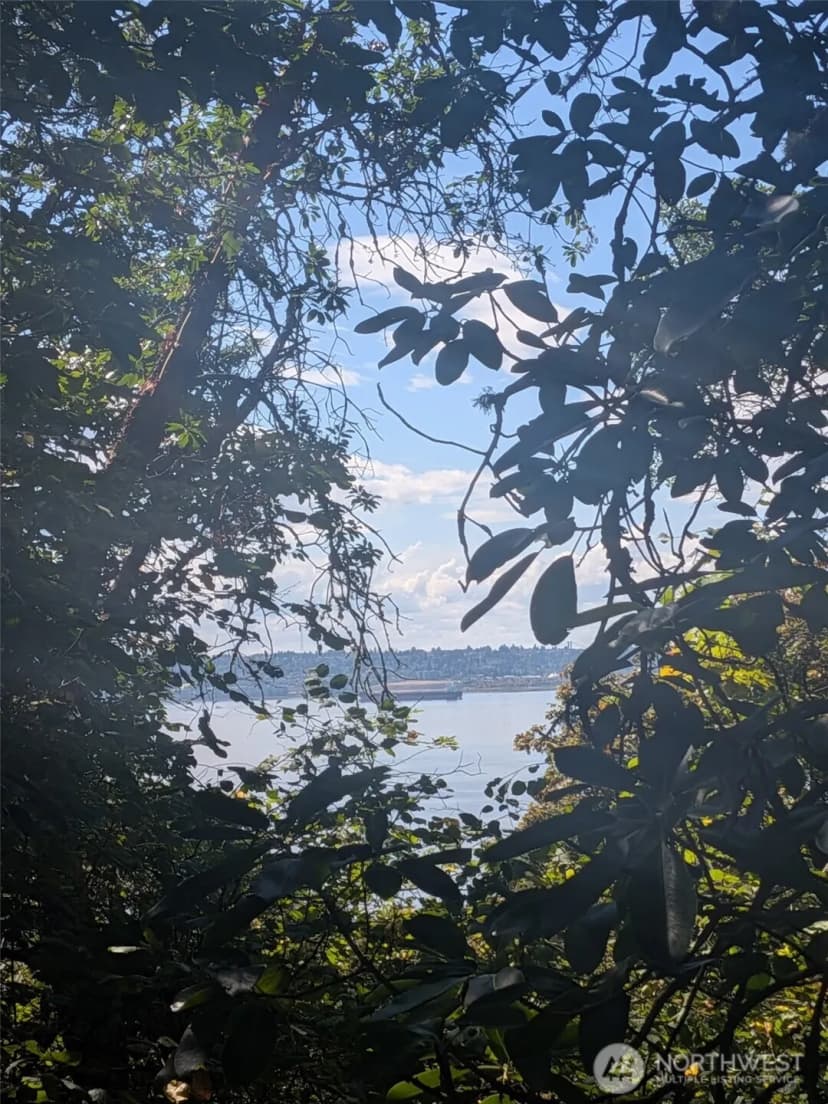Property photo for 28800 97th Ave Sw, Vashon