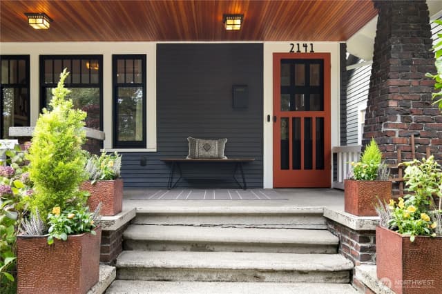 Property photo for 2141 7th Avenue W, Seattle photo 3