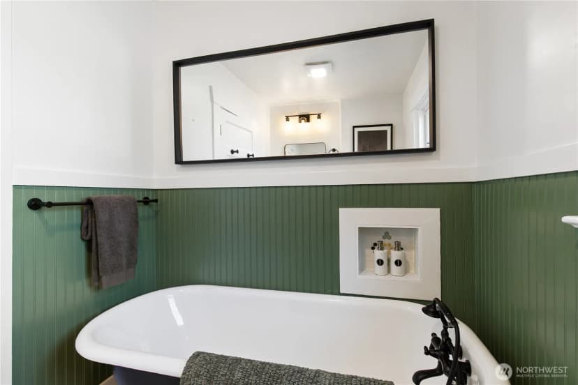 Property photo for 2141 7th Avenue W, Seattle photo 22