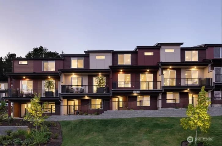Property photo for 13209 Ne 127th Court #b, Kirkland